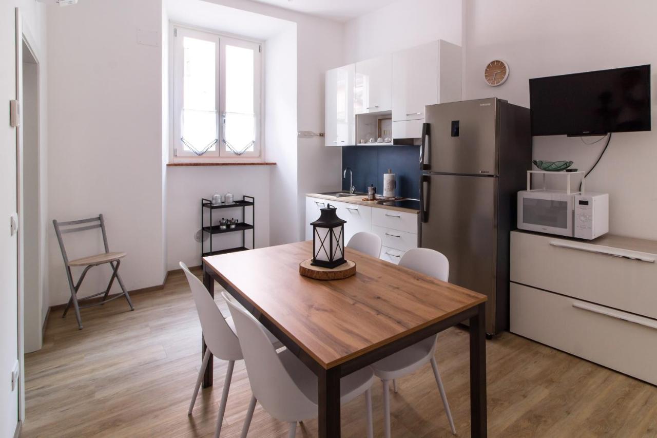 Appartamento Casa Riva - Bilocale In Centro Storico Esterno foto